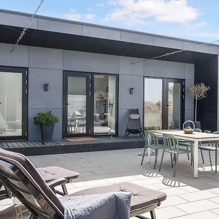 Large Unique Modern In Marielyst *