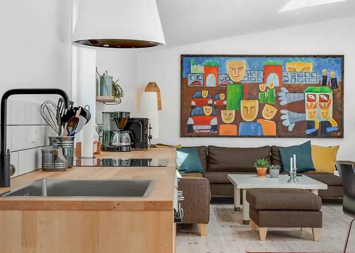 Unique And Modern In Marielyst בית נופש